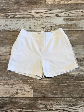 Under Armour Women’s White Golf Shorts size 2